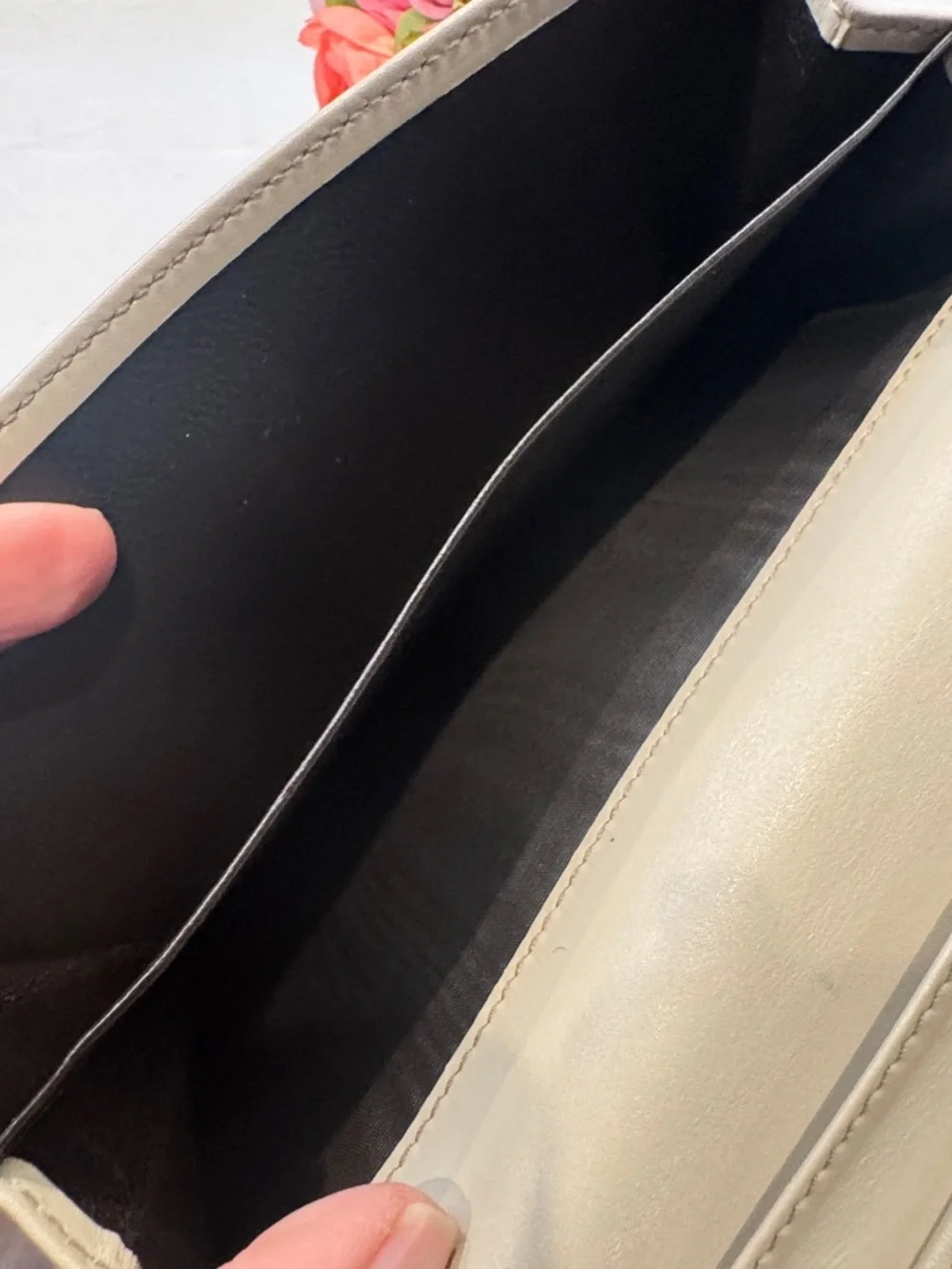 Authentic Gucci Signature Guccisima Continental Wallet - Picture 11 of 13